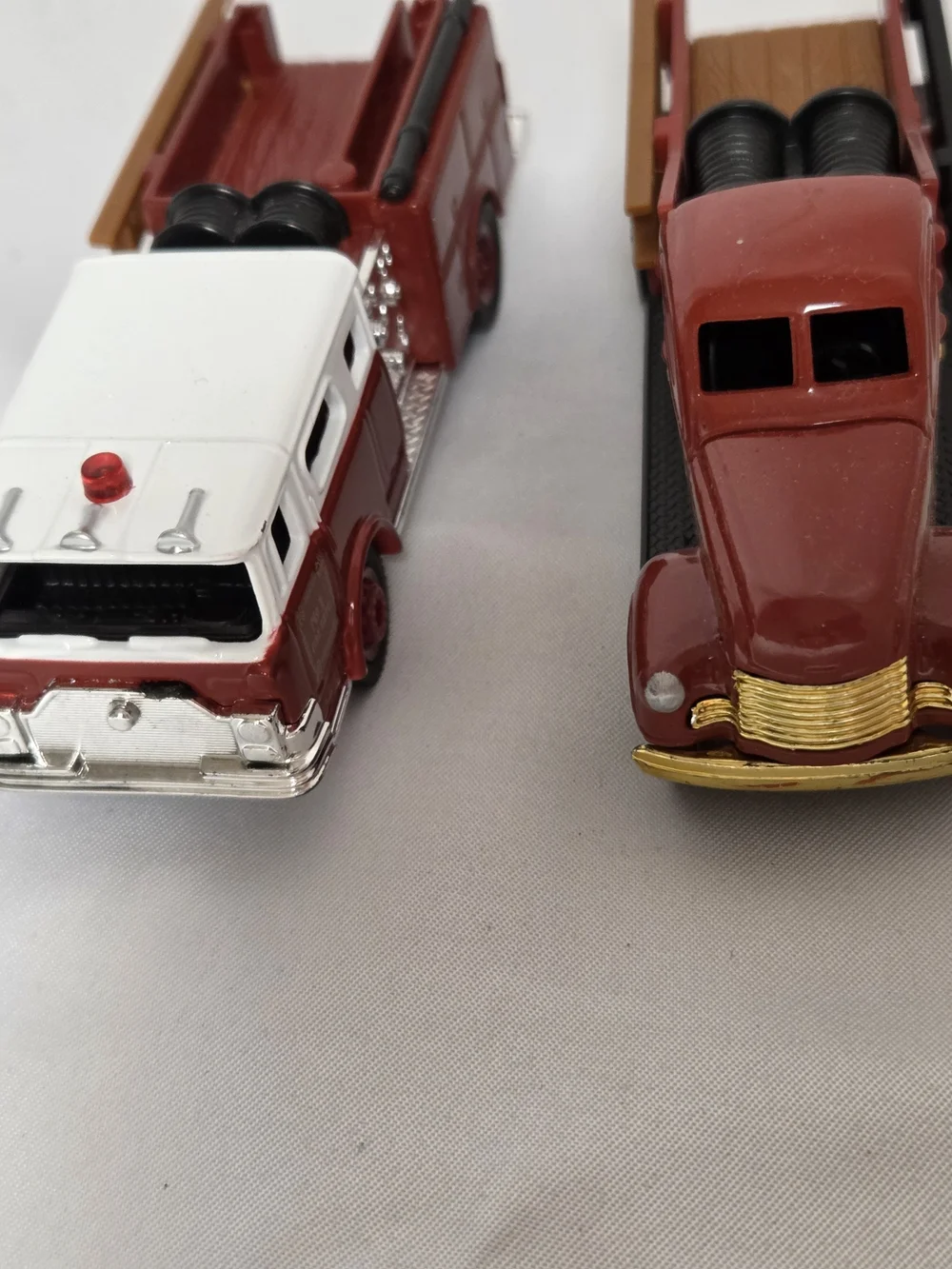 Die-Cast‎ 1948 Fire Truck. Task Master By High Speed Red